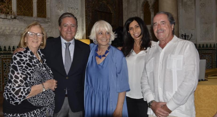 Teresa Sahagún, Manuel Estrella, Teófila Martínez, Lola Delgado y Pepe Vázquez.