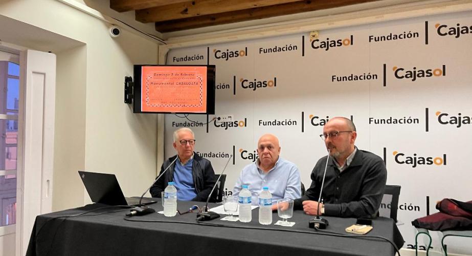Miguel Ángel Castellano, el autor del libro Joaquín Herrera y Juan José Sandolva.