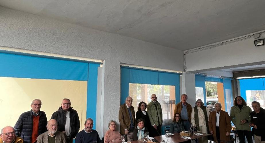 Foto Inés Guadiana, Oliva Maura, Martín Ayastury, Beatriz Fragela, Patricia y María Laviades, Julio López Jesús Beato, Ildefonso Marqués, Eduardo Concha y Juan Manuel Marqués.