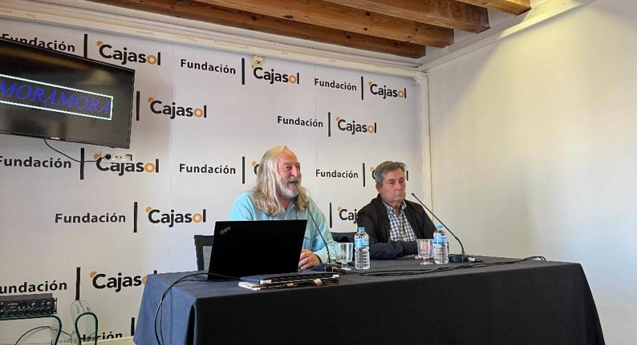 Antonio Vergara y Amado Madrazo durante la charla-coloquio.