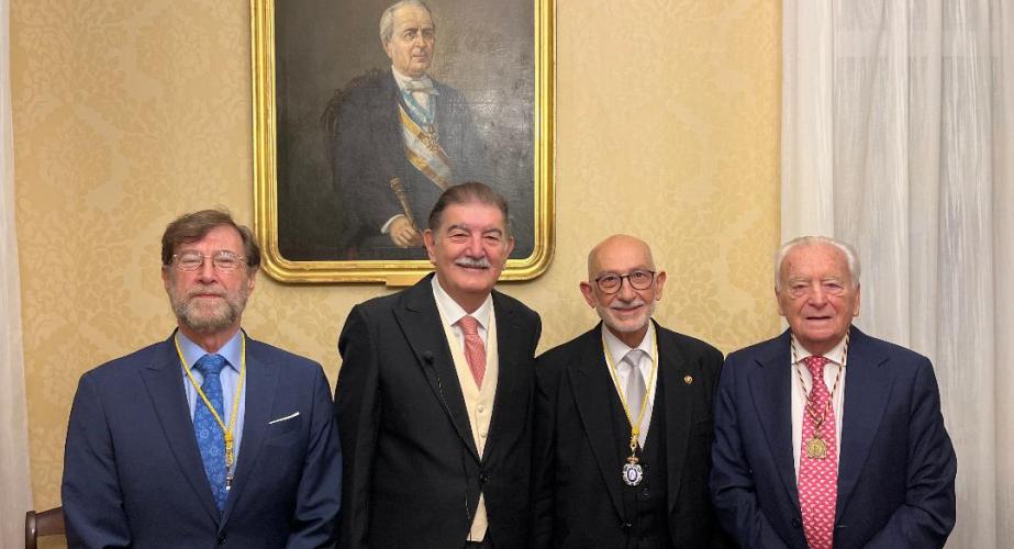 José Sueiro, Manuel Bueno, Juan Rafael Cabrera y Felipe Garrido.