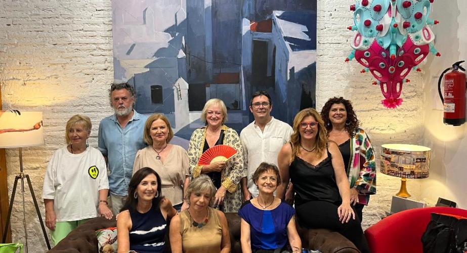 Ana Baro, Jerónimo Pérez, Maribel Arufe, Carmen Rodríguez de la Rubia, Cecilio Chaves, Olga Tey, Carolina Mena, Carmen Gudín, Neives Salinas y Encarna Lebrero.