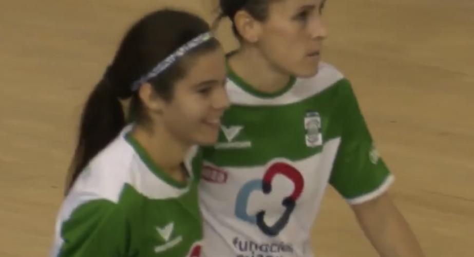 Celia celebra el segundo gol del conjunto cordobesista Celia celebra el segundo gol del conjunto cordobesista
