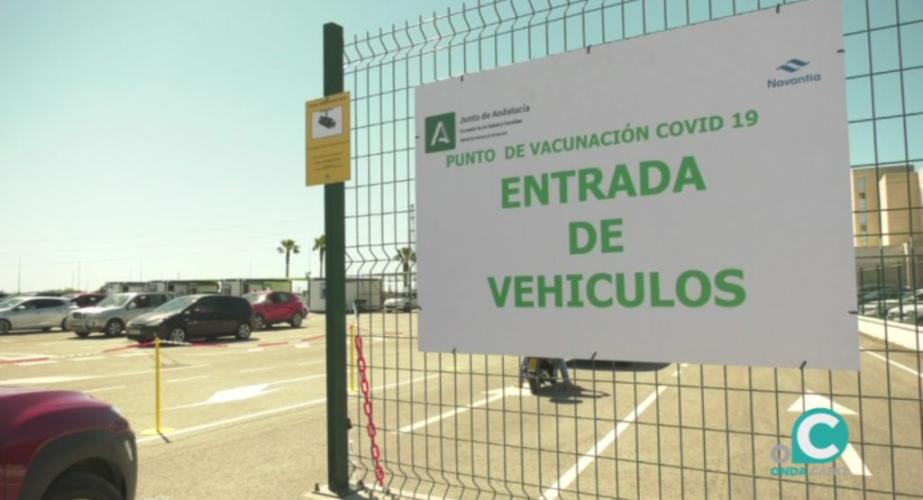 Imagen del punto de acceso habilitado para la vacunación en el astillero de Puerto Real