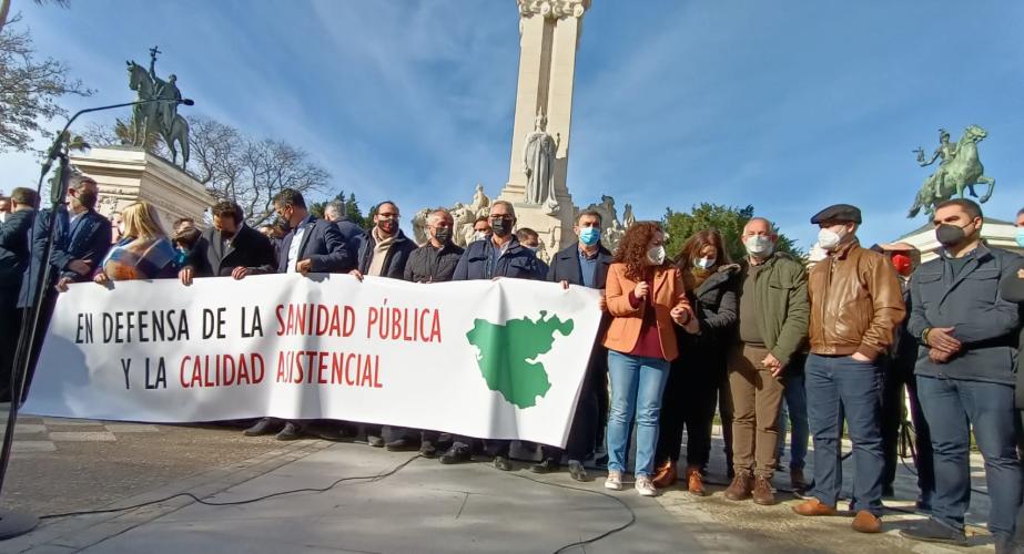 Concentración de los alcaldes. Concentración de los alcaldes.