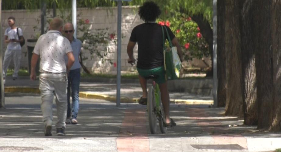 El Ayuntamiento saca a licitación la remodelación del carril bici de Sanidad Pública