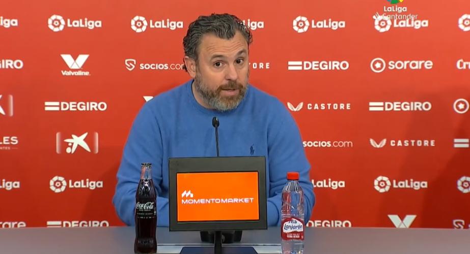 Sergio González: "Hay una tarjeta amarilla a Lamela muy clara".