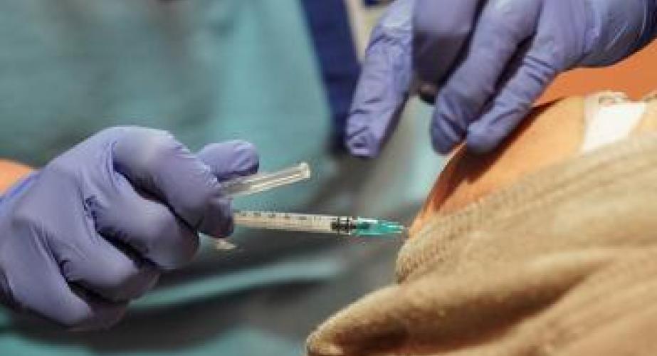 El nuevo período especial de vacunaciones se desplegará en diez municipios gaditanos 