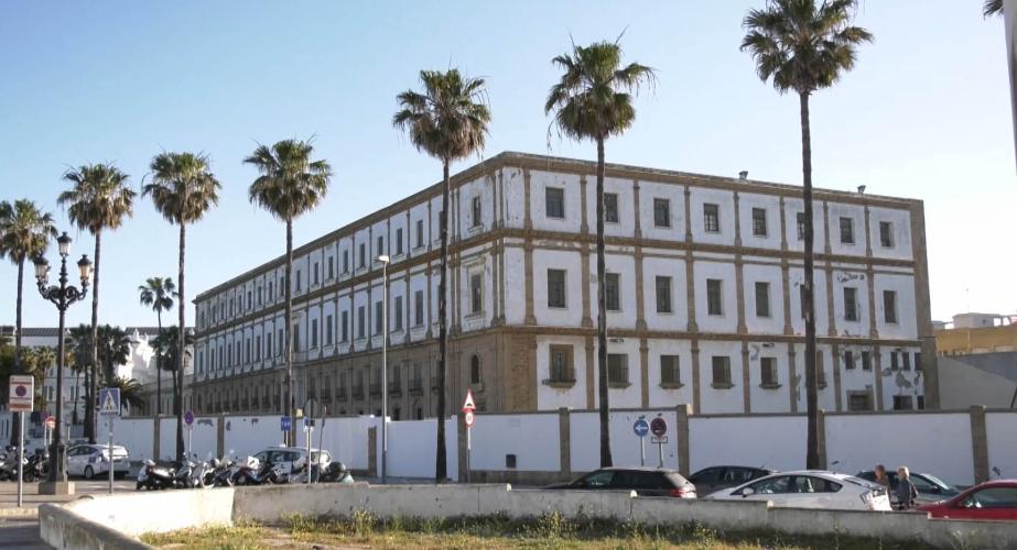 El antiguo Valcárcel donde pretende crearse la nueva Facultad de Ciencias de la Información