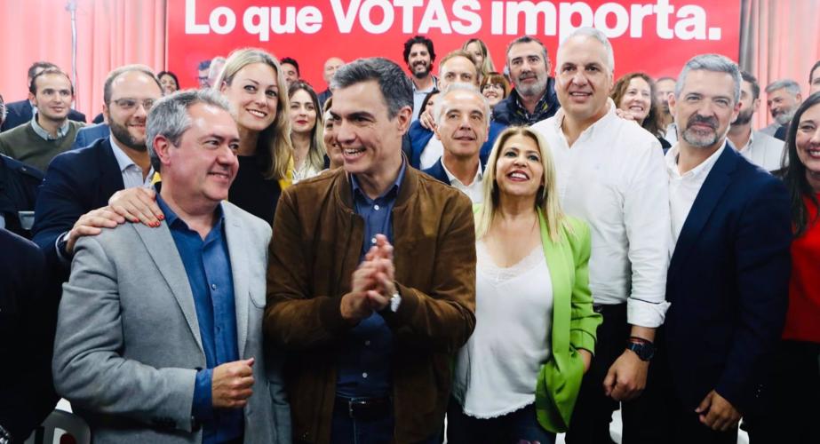Pedro Sánchez arropa a los candidatos del PSOE en la provincia en las pasadas elecciones de 2023
