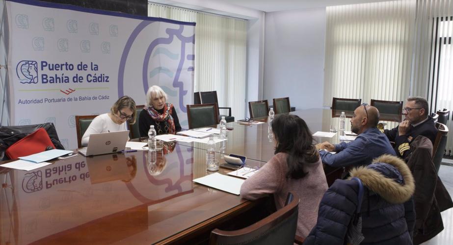 El buque de investigación Hespérides gana el Premio de los Mares y Océanos Cortes de Cádiz.