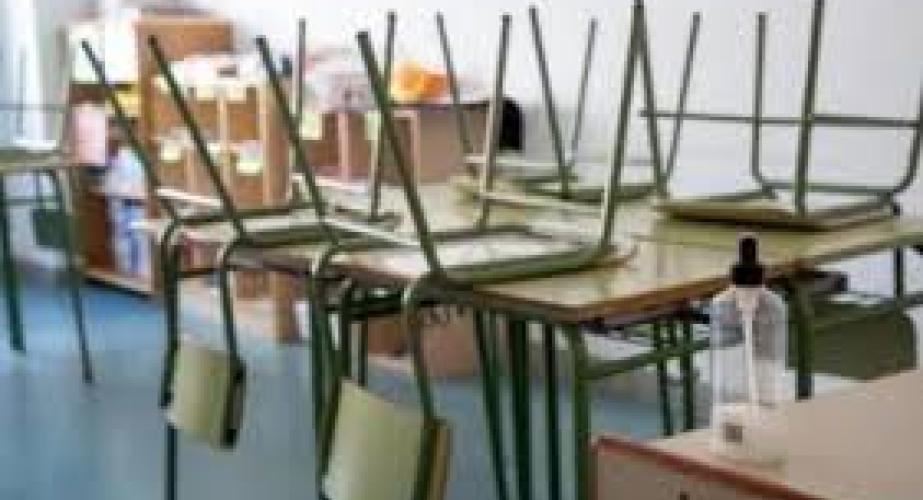 Sillas en un aula