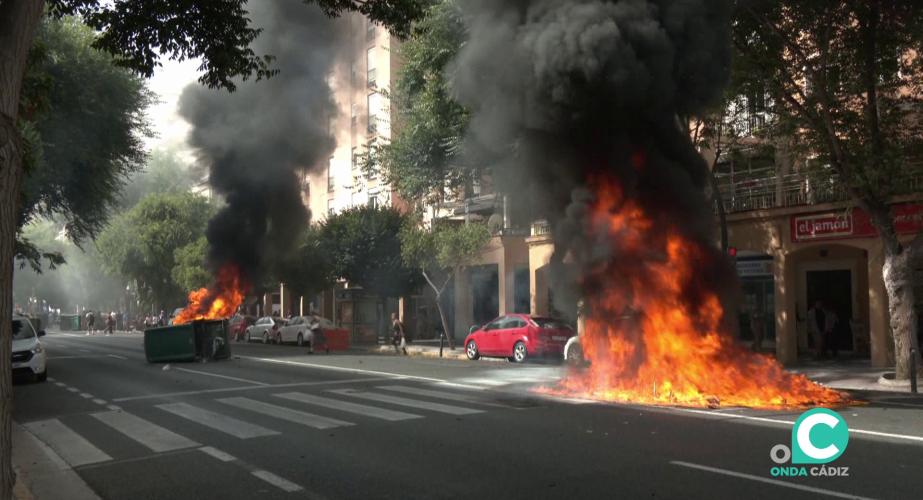 Las protestas se han desarrollado en varios puntos de la capital gaditana. 