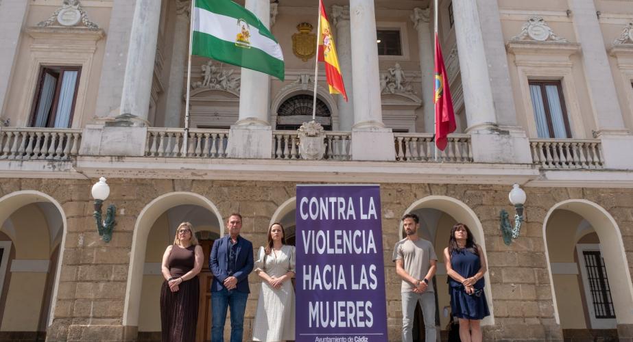 Un momento del acto en la plaza de San Juan de Dios