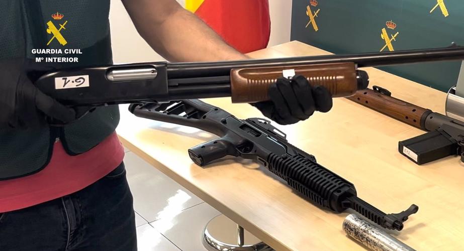 Armas intervenidas en el marco de la operación 'Resolute'.