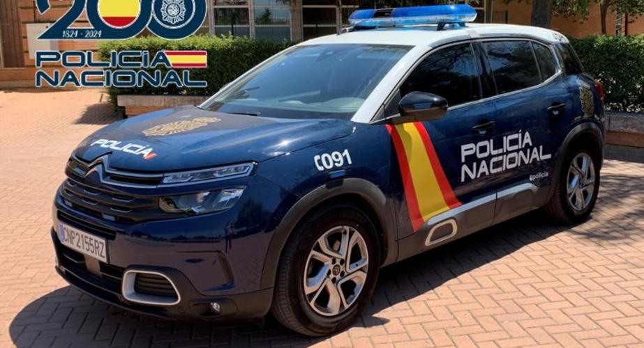 Vehículo de Policía Nacional. 