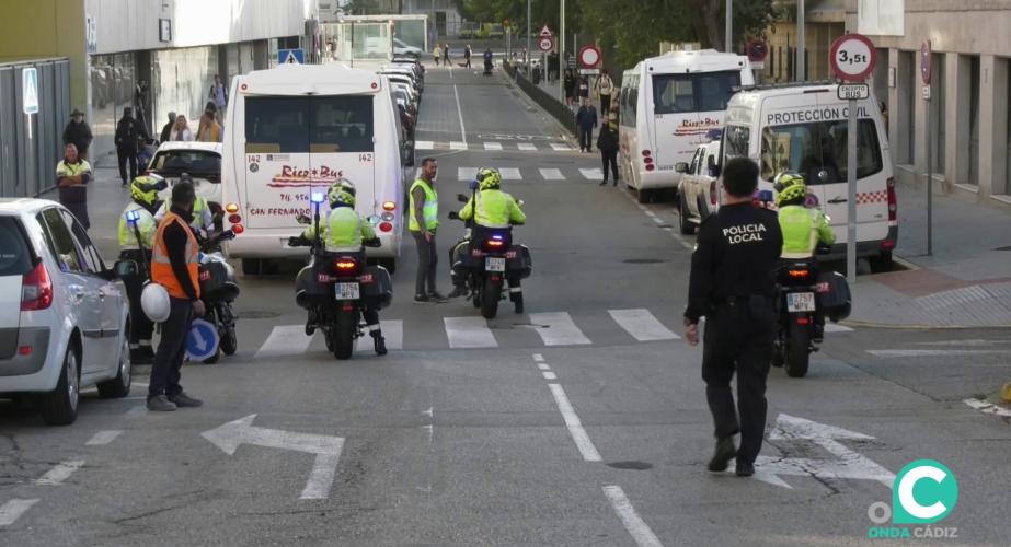 Agentes patrullando por al ciudad en una imagen de archivo