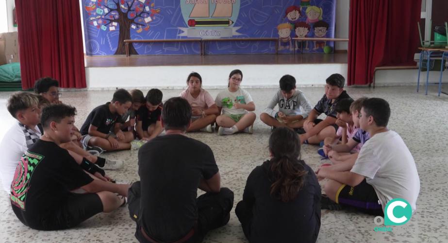  El programa danza en la escuela acerca la pedagogía al arte a través de la performance.