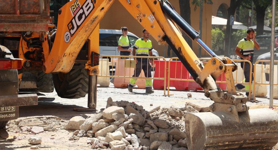 Trabajadores de la construcción en una obra.