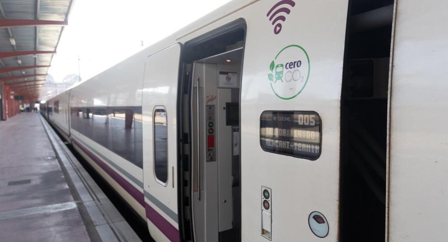  Un tren de Renfe en una imagen de archivo