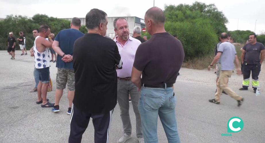  Antonio Montoro durante una de las concentraciónes dias atrás en Puerto Real