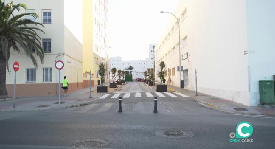 Imagen de la via en la zona de extramuros de la ciudad