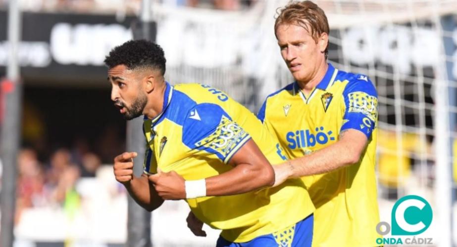Chris Ramos celebrando un tanto en el Cartagonova la pasada temporada (Foto: Cádiz CF)