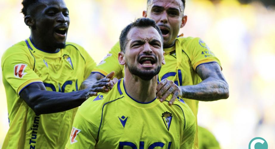 Iuri Tabtadze celebra el tanto del triunfo (Foto: La Liga)