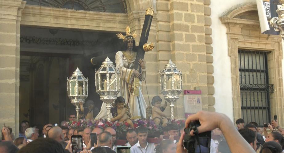 El Nazareno saliendo de la Iglesia de San José 