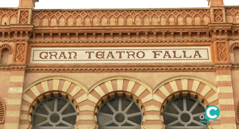 La ruta para conocer el Gran Teatro Falla es una de las más demandadas este verano. 