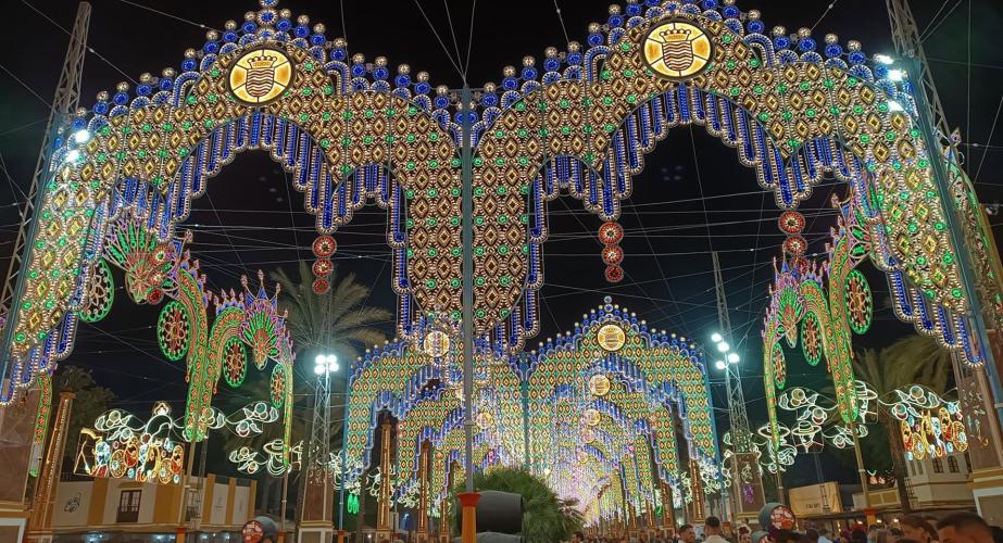 Portada del recinto ferial de la localidad gaditana lugar de los hechos