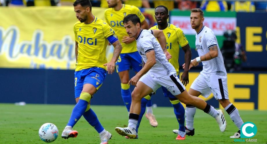 Suso y Matos en una acción del choque (Foto: La Liga)