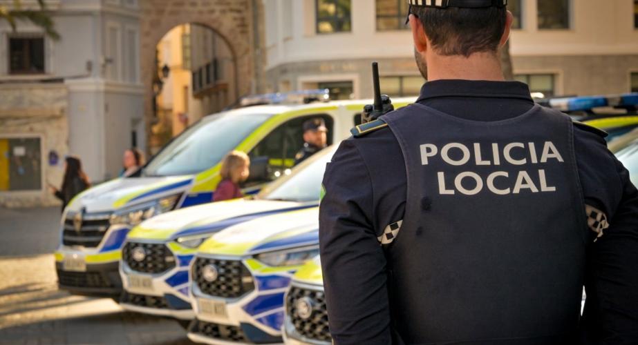Agente en un acto en la plaza de la Catedral en una imagen de archivo