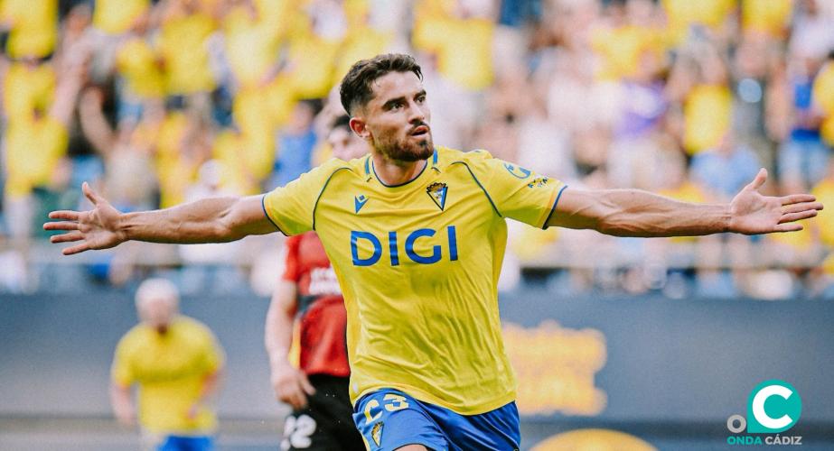 Alvaro García Pascual no finalizó en el encuentro ante el Burgos CF por lesión 
