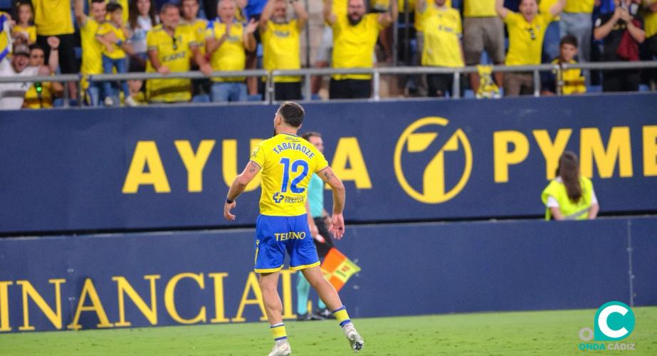 Iuri Tabatadze celebra el tanto del triunfo (Foto: La Liga)
