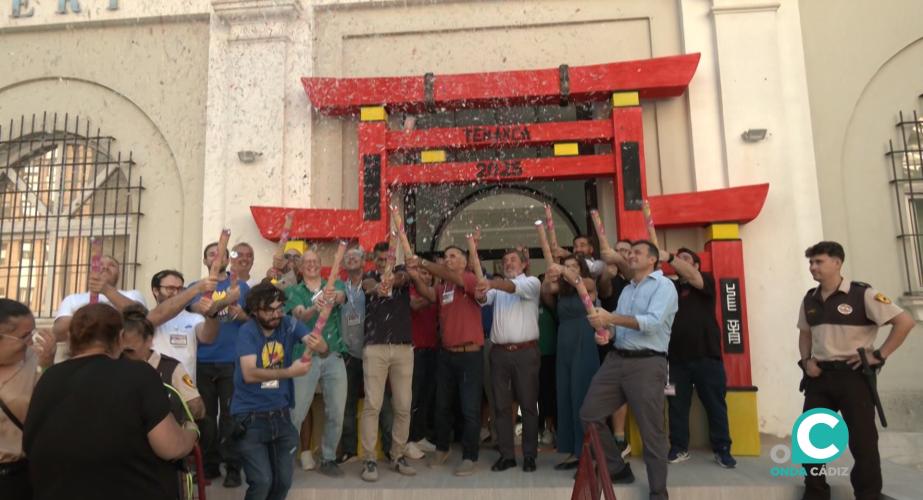 Acto de inauguración del FEMANCA 2025 en el colegio San Felipe Neri. 
