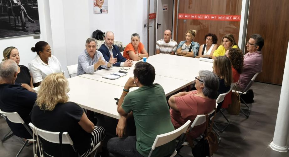 Óscar Torres en el encuentro con los representantes del Comité de Empresa