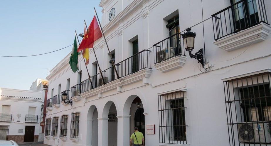 Fachada municipal de la localidad gaditana