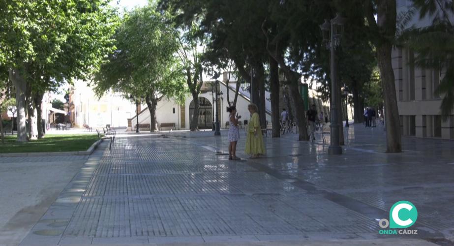 La Plaza de España, uno de los espacios urbanos peatonalizados de la capital gaditana