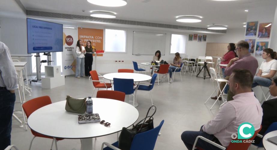 El acto se celebró con sus creadores en el Edificio de Transferencia Tecnológica-El Olivillo