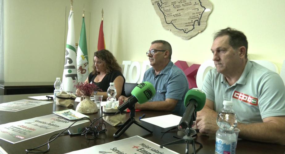 Rueda de prensa de los respectivos representantes para comunicar la movilización