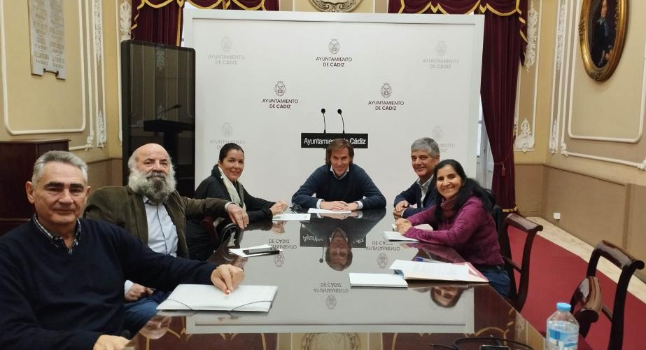 La Asociación de Enfermos y Familiares de Parkinson de Cádiz ha recibido el X Premio 'Jesús Gargallo'.
