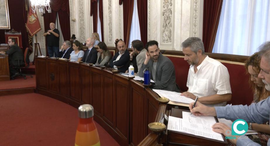 AIG denuncia “opacidad” y “falta de transparencia” del equipo de gobierno.