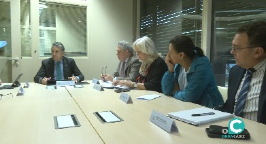 El Consejero de Salud, Presidencia y Emergencias ha coordinado este encuentro 