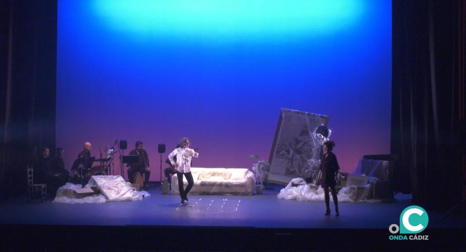 Representación de la obra ‘Caprichos’ en el Falla. 