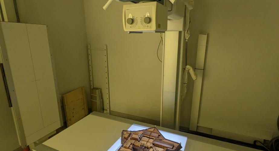 Una de las pruebas a las que se sometieron las partes de este bajorrelieve del siglo XVIII único en España