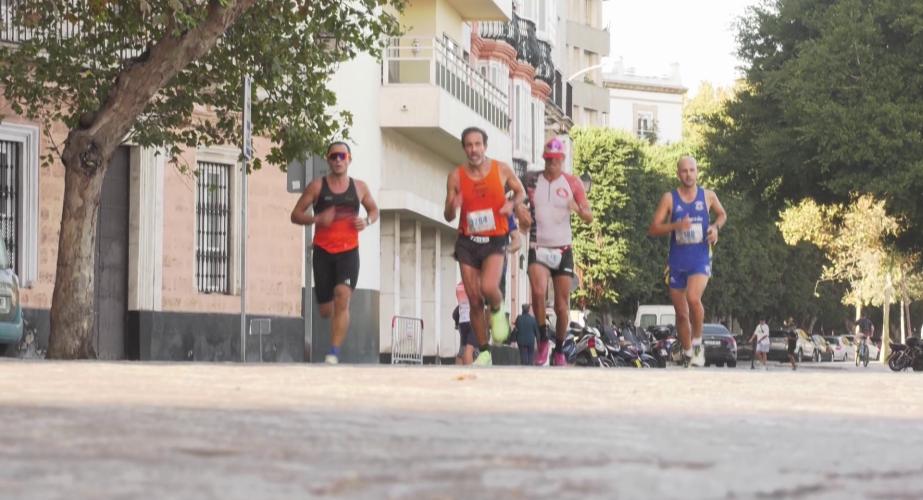 Las calles de la capital gaditana volverán a ser escenario de una cita deportiva con fines solidarios