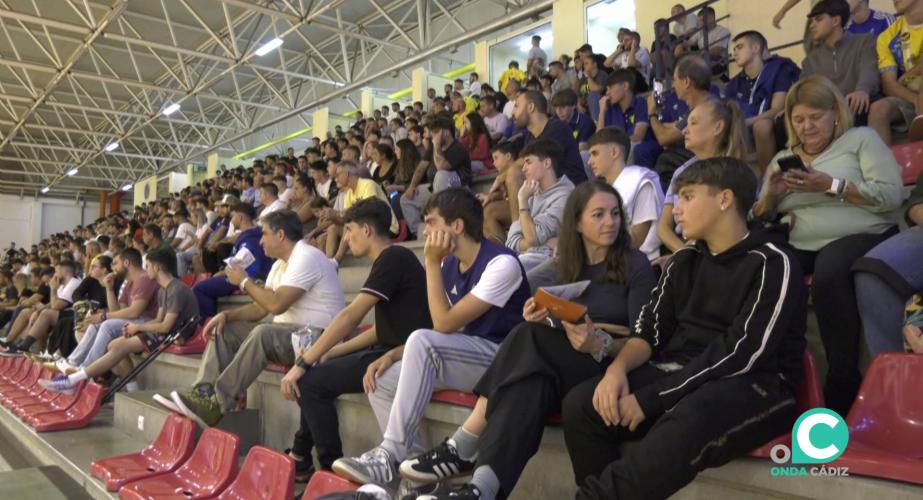 Público durante uno de los encuentros ligueros del equipo gaditano