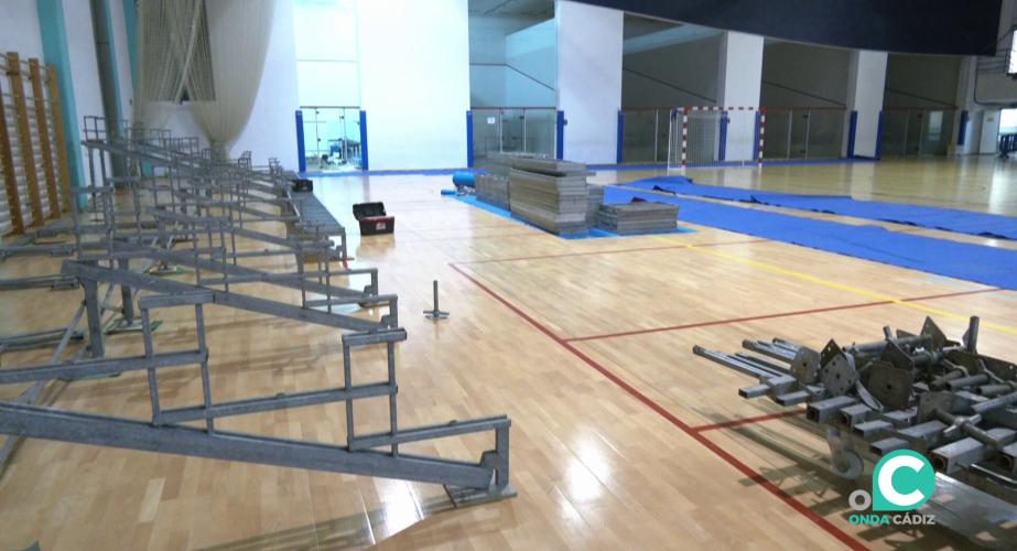 El andamiaje es bien visible en la instalación deportiva