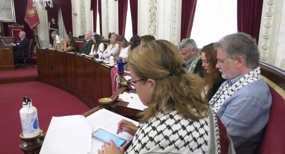 Concejales de la formación durante un pleno municipal